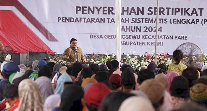 Capai 90 Persen, Bupati Dhito Targetkan PTSL Lengkap Tahun 2025