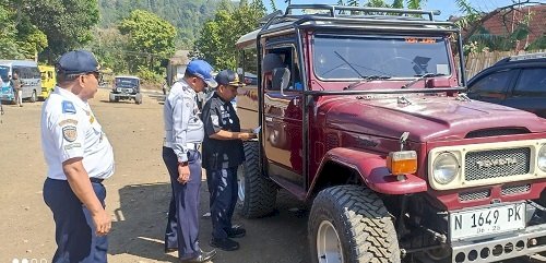 Dishub Cek Kelayakan Jalan Jeep Bromo