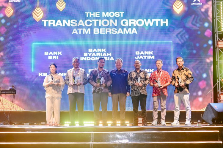 Bank Jatim Raih Penghargaan Ajang ATM Bersama Award 2024