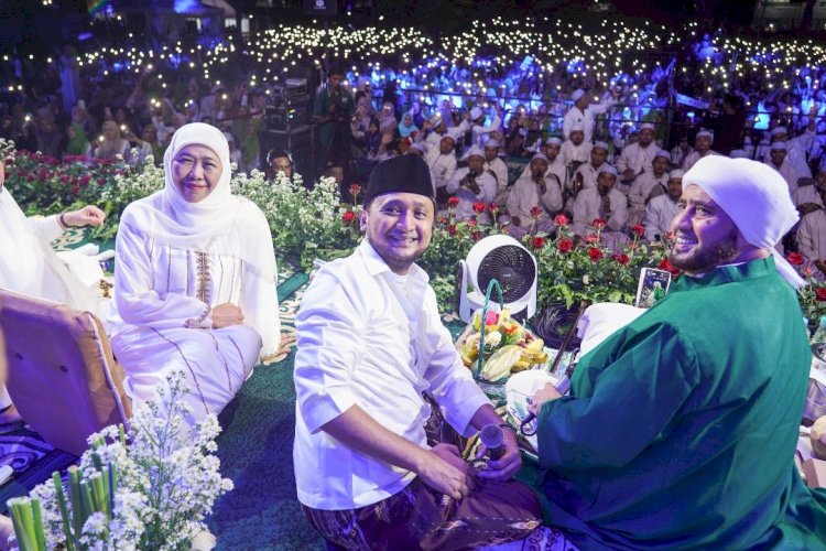 Khofifah Hadiri Salawat Kebangsaan di Bangkalan