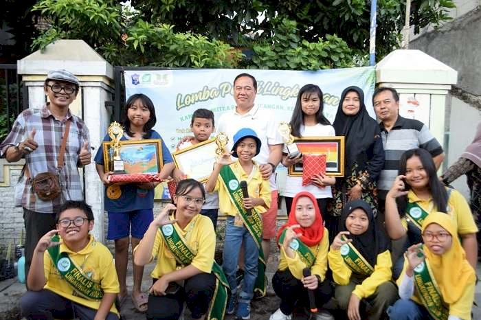 Finalis Pangeran dan Putri LH 2024 dari Tunas Hijau Edukasi Peduli Lingkungan di Kampung RW 9 Pucangan, Surabaya