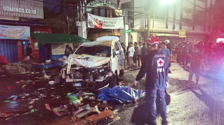 Pengemudi Mobil Mabuk, Tabrak Pasutri hingga Tewas