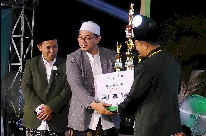 Peringati Hari Santri 2024 PCNU Tuban Sukses Gelar Haul Masyayikh dan PCNU Award