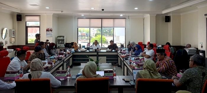 Komisi D DPRD Surabaya Minta BPJS Kesehatan Perbaiki Kualitas Faskes agar Pelayanan Optimal