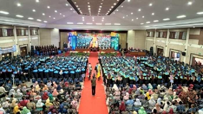 Sukses Mewisuda 447 Mahasiswa, Unirow Bertekad Tingkatkan Kualitas SDM Demi Indonesia Emas