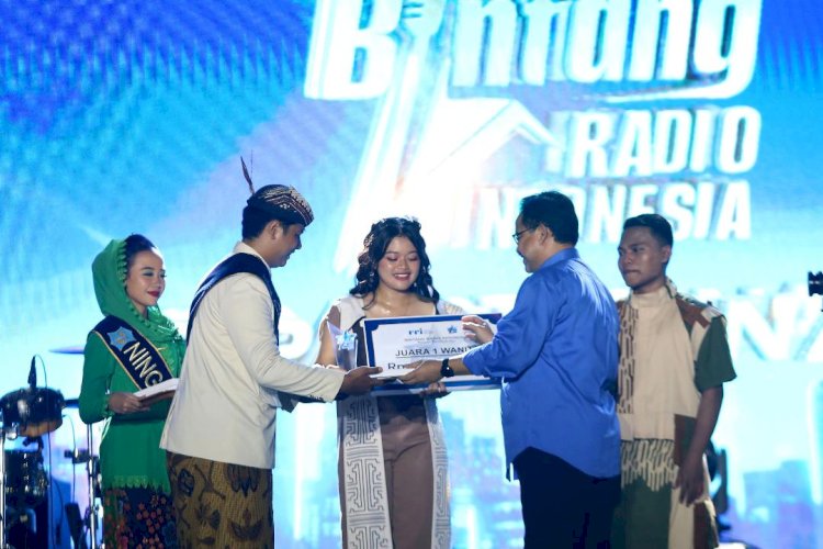 Grand Final Bintang Radio Hadirkan Padi Reborn