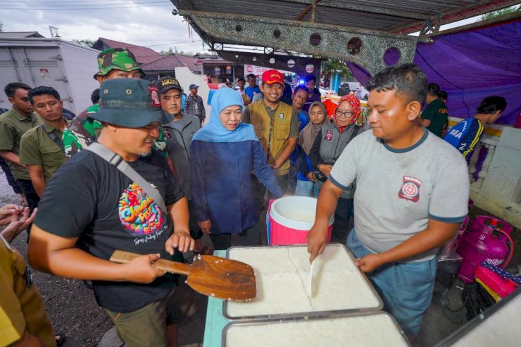 Banjir di Jombang, Khofifah Salurkan Bantuan