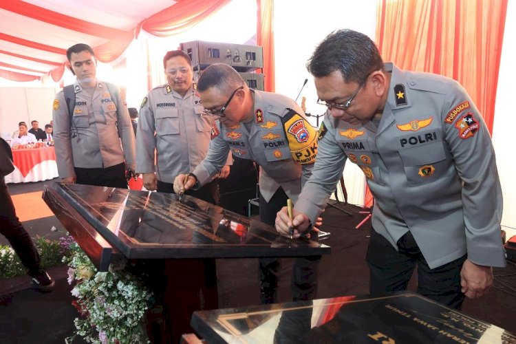 Kapolda Jatim Resmikan 9 Gedung RS Bhayangkara