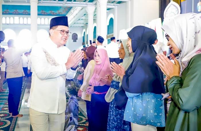 Memasuki Tahun Baru 2025,  Pj. Gubernur Jatim Gelar Zikir, Shalawat dan Doa Bersama di Al Akbar