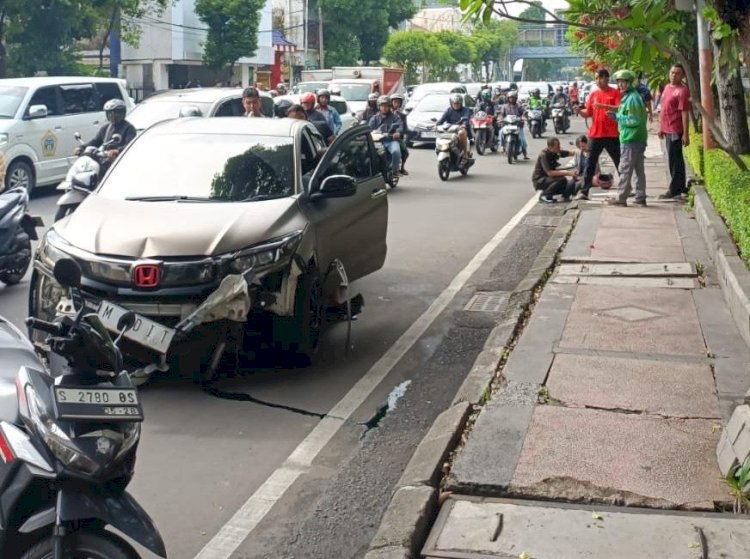 Diduga Mabuk, Mobil Tabrak Tukang Becak hingga Tewas