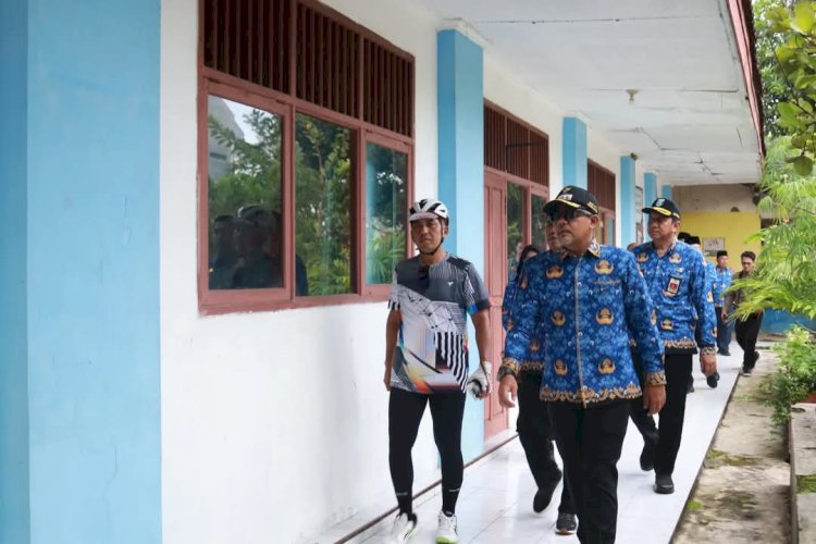 Bupati Gus Haris Tinjau SDN Pajarakan Kulon 2