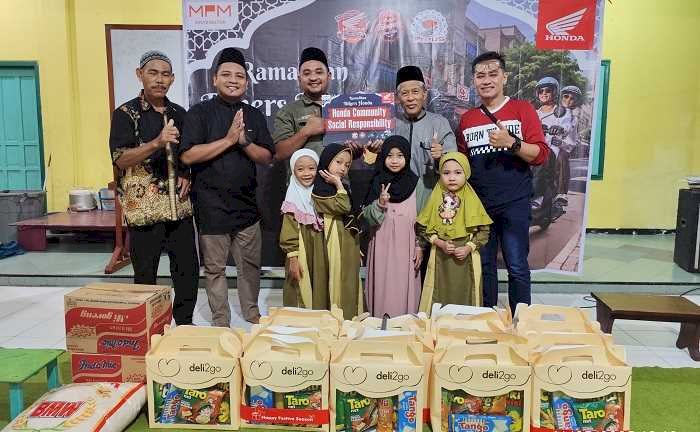 Honda Bikers Jatim Gelar Aksi Peduli Sesama saat Ramadan