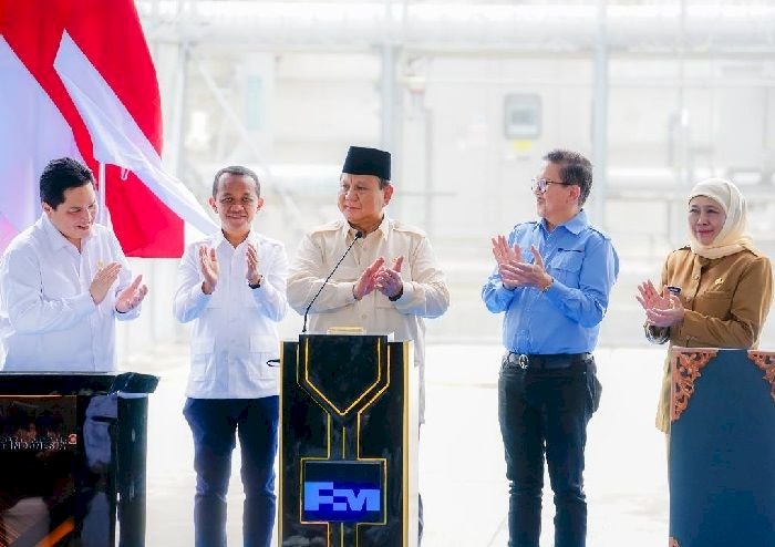 Dampingi Presiden Prabowo Resmikan Pabrik Pemurnian Logam Mulia PTFI,  Gubernur Khofifah: Jatim Tuan Rumah Ramah bagi Investor