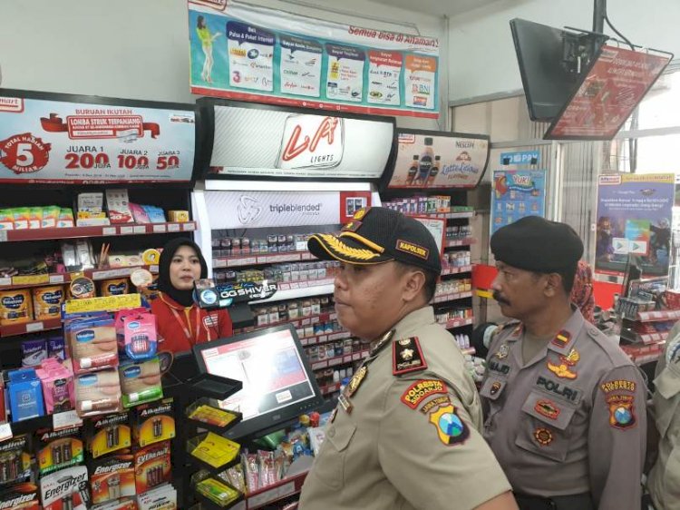 Polisi Lakukan  Razia Antisipasi Penimbunan Masker