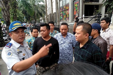 Parkir Trotoar Kota Malang Dirazia, Pengelola Tunjukkan Setoran ke Rektor UB