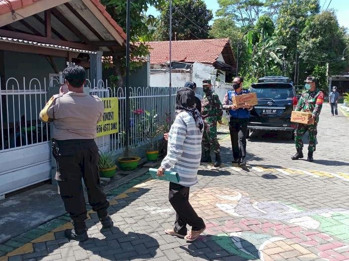 Polisi Tampung Aduan, Langsung Beri Bantuan Warga yang Melapor