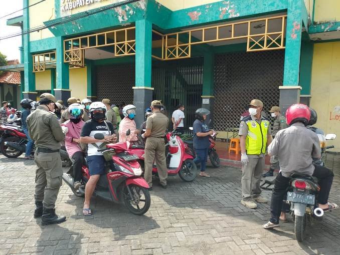 Puluhan Warga Sidoarjo Terjaring Razia PSBB Jilid 3