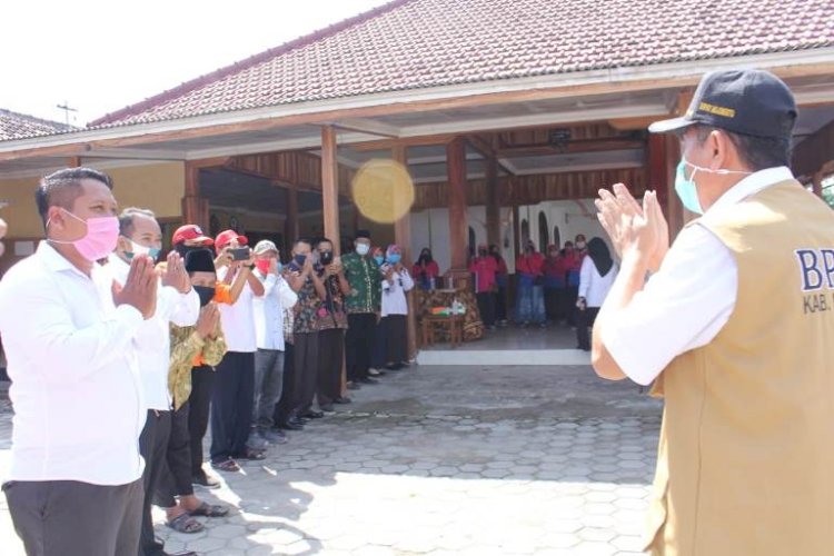 Bupati Mojokerto Bantu Sembilan Kampung Tangguh Covid-19