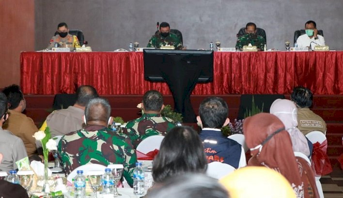 Turunkan Penyebaran Covid-19 di Jatim, Kapolda Beri Evaluasi dan Langkah Jitu, Apa Saja?