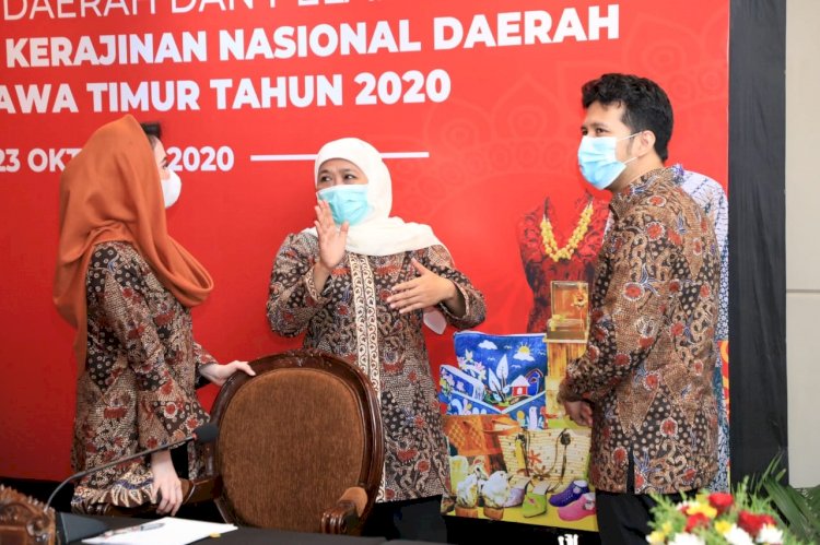 Khofifah Minta Dekranasda Genjot Literasi Digital