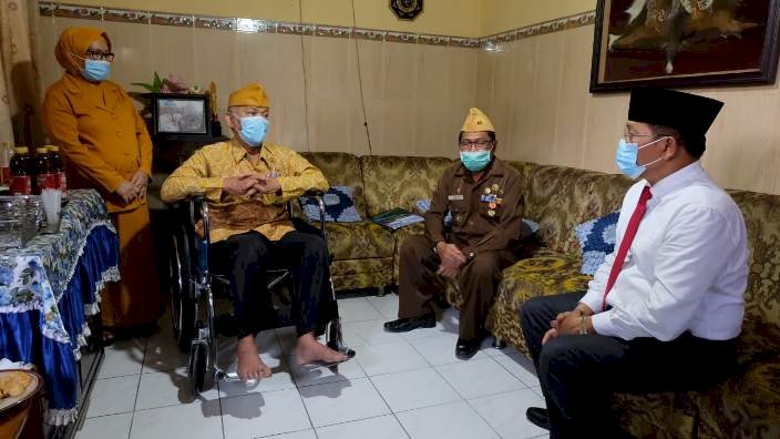 Hudiyono Sambangi Veteran yang tengah Sakit