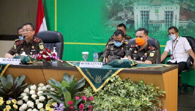 Kajati Siap Jadi Orang Pertama Disuntik Vaksin Covid di Korps Adyaksa Jatim