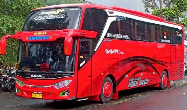 Bus Pariwisata Dicuri 25 Orang.