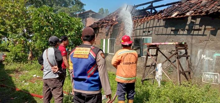 Obat Nyamuk Bakar Rumah Ini