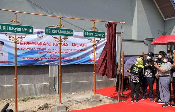 Gubernur Resmikan Tiga Nama Jalan di Lingkar Tuban