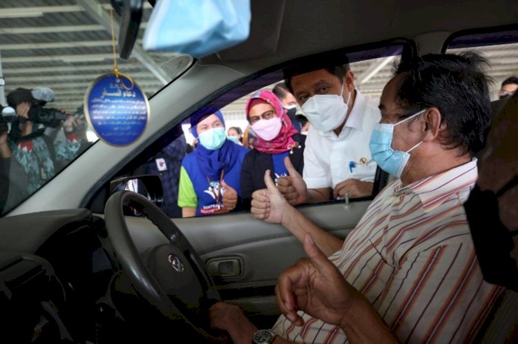 XL Axiata Gelar Sentra Vaksinasi Drive Thru di Depok