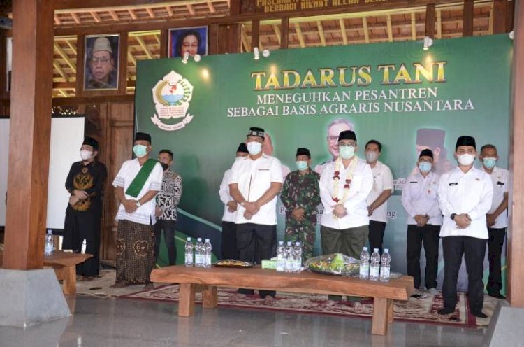 Pesantren sebagai Basis Agraris Nusantara