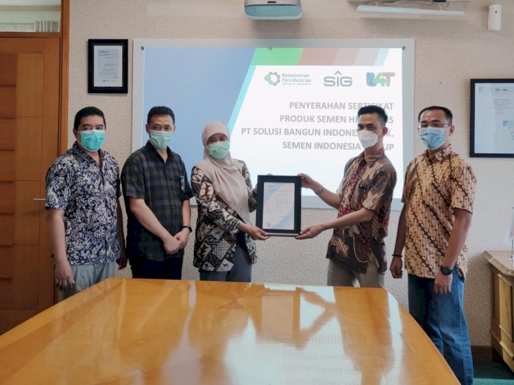 SIG Luncurkan Semen Hidraulis Pertama di Indonesia