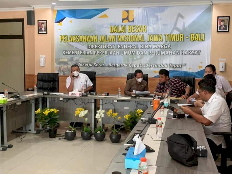 Bupati Lumajang Sambat ke Kementrian PUPR, Soal Jalan Nasional Lumajang Rusak