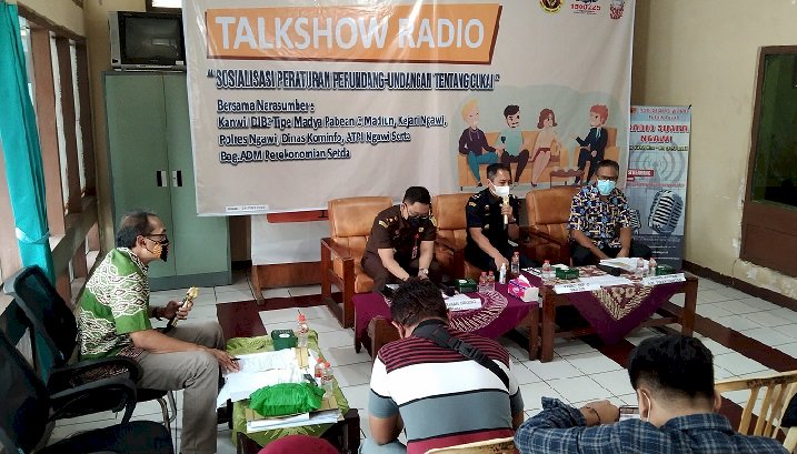 Diskominto Ngawi Gelar Talkshow Sosialisasi Undang-undang tentang Cukai