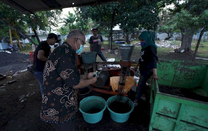 Menteri Sandiaga Uno Apresiasi Program Co-Firing PLN Untungkan Warga Ende