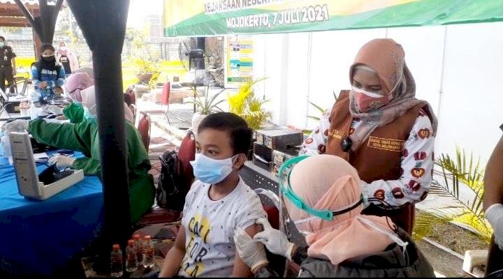 Vaksinasi Anak di Kota Mojokerto  Menjadi Pionir Jawa Timur