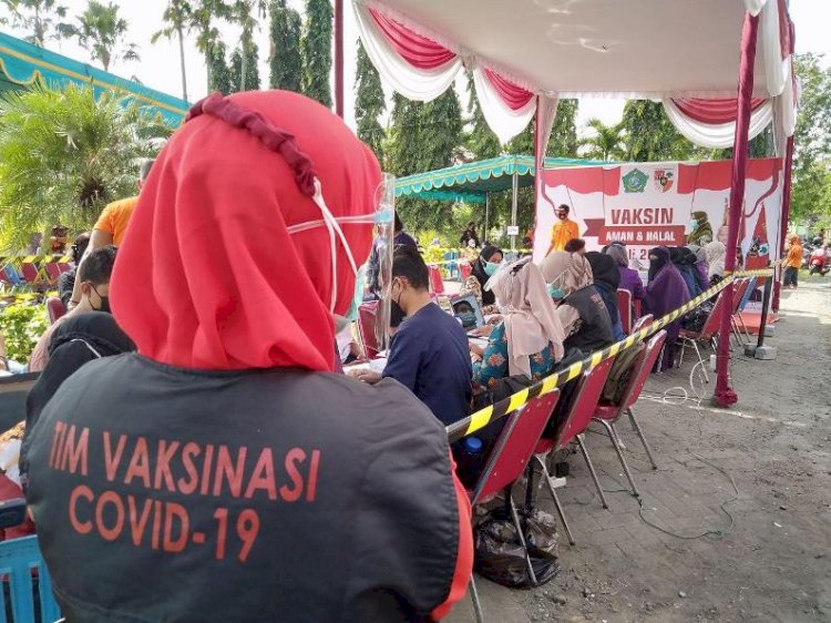 Bupati Muhdlor Target Vaksinasi Sehari 9.000 Orang