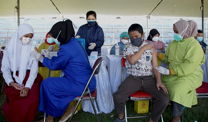 Kejar Target Herd Immunity Vaksinasi Massal di Surabaya Terus Digeber