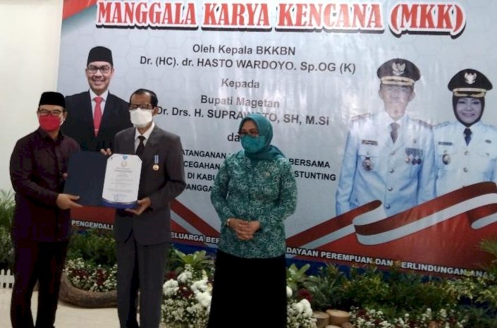 Kepala BKKBN RI Beri Reward Bupati Magetan