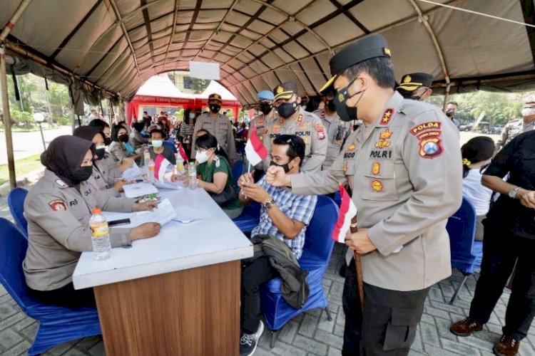 Akhir Desember 70 Persen Masyarakat Jatim Sudah Divaksin