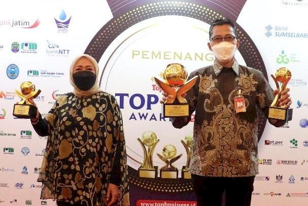 Bank Jatim Raih Top BUMD Award 2021