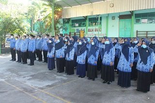 Man 2 Tuban Lakukan Apel Pagi