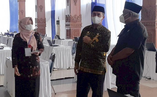 Wabup Madiun Tinjau Pelaksanaan Tes Calon ASN