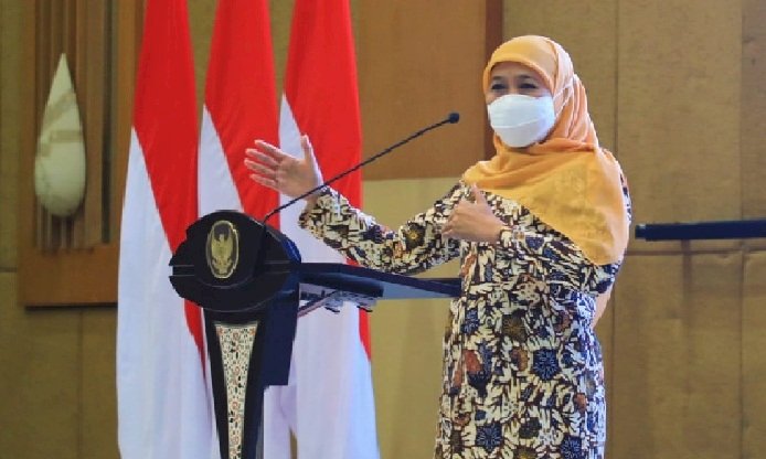 Hari Batik Nasional 2021, Gubernur Khofifah: Jangan Cuma Ramai Hashtag, Ayo Beli Batik !