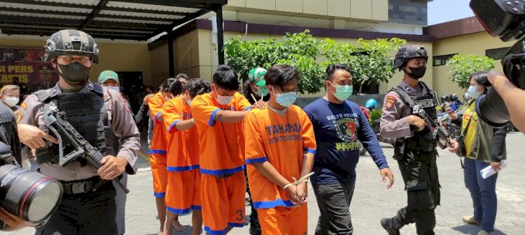 Empat Pelaku Pengeroyokan Dibekuk Polisi