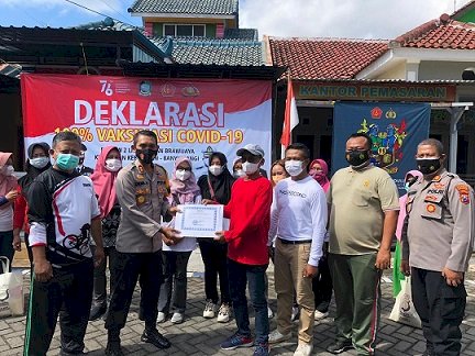 Warga Kelurahan Kebalenan, 100 Persen Sudah Divaksin