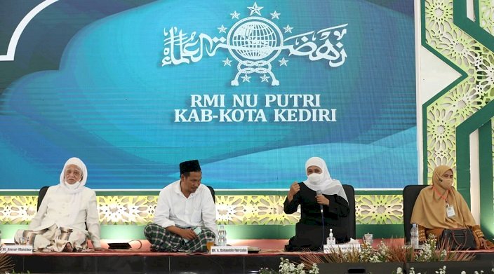 Ngaji Bareng Gus Baha,  Gubernur Khofifah: Kita Butuh Mental Investmen