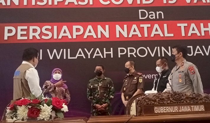 Antisipasi Lonjakan Kasus Jelang Nataru, Gubernur Khofifah Pimpin Rakor Tingkat Provinsi  ​​​​​​​