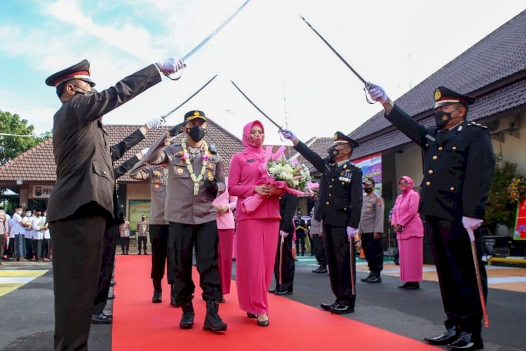 Polres Jombang Sambut Kapolres Baru