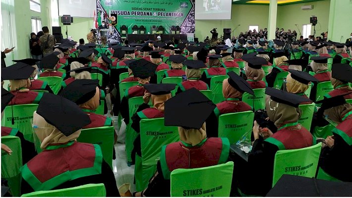 Prokes Ketat, IIKNU Tuban Sukses Gelar Wisuda Tahun Akademik 2020/ 2021